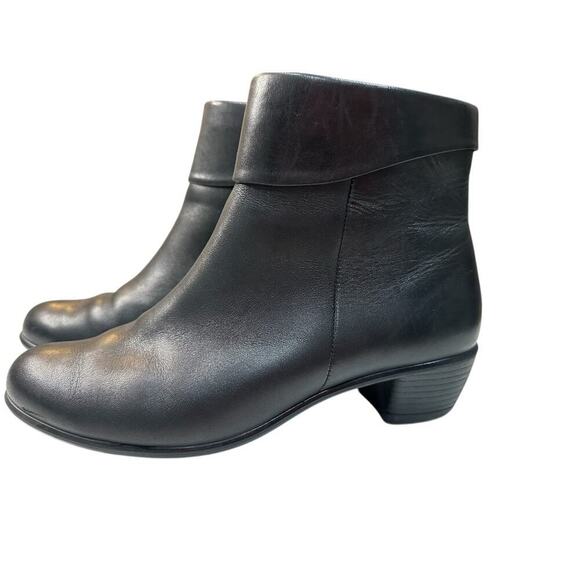 Ecco Touch 35 Leather Ankle Booties Size 6-6.5 Black Zip Dressy Comfort Boots - Picture 1 of 7